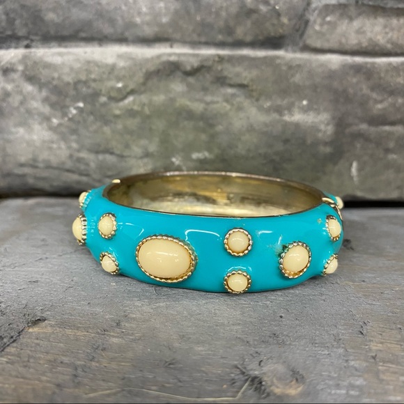 ⭐️Host Pick⭐️ Fornash Enamel Hinged Bangle - Picture 5 of 6